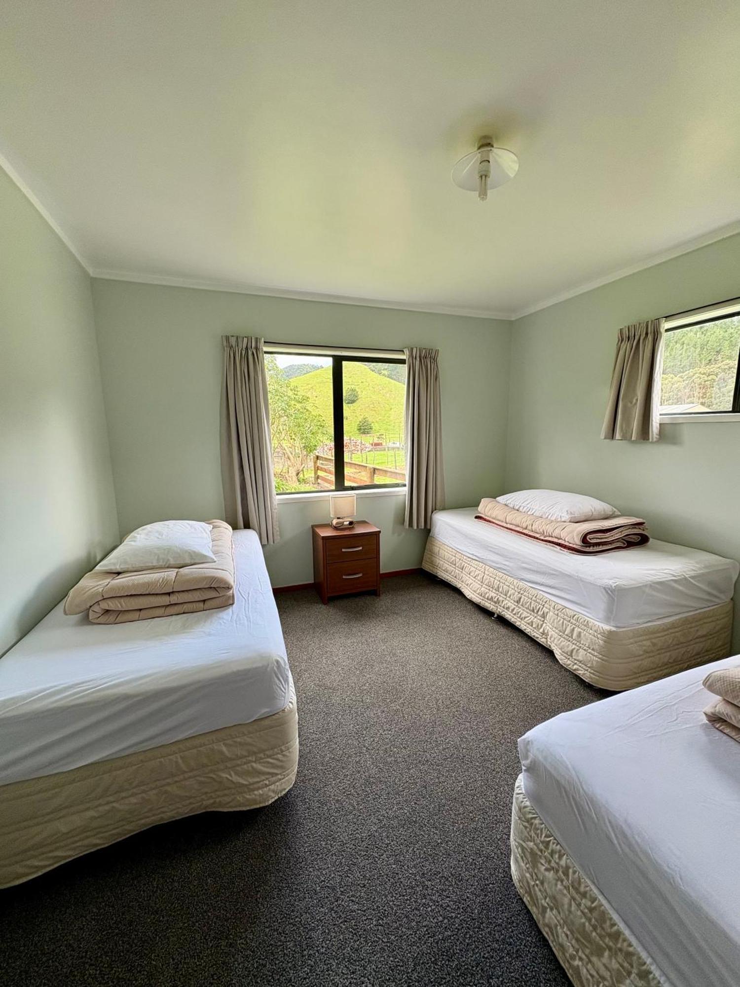 White Star Station Farm Holiday Park Coromandel Bagian luar foto