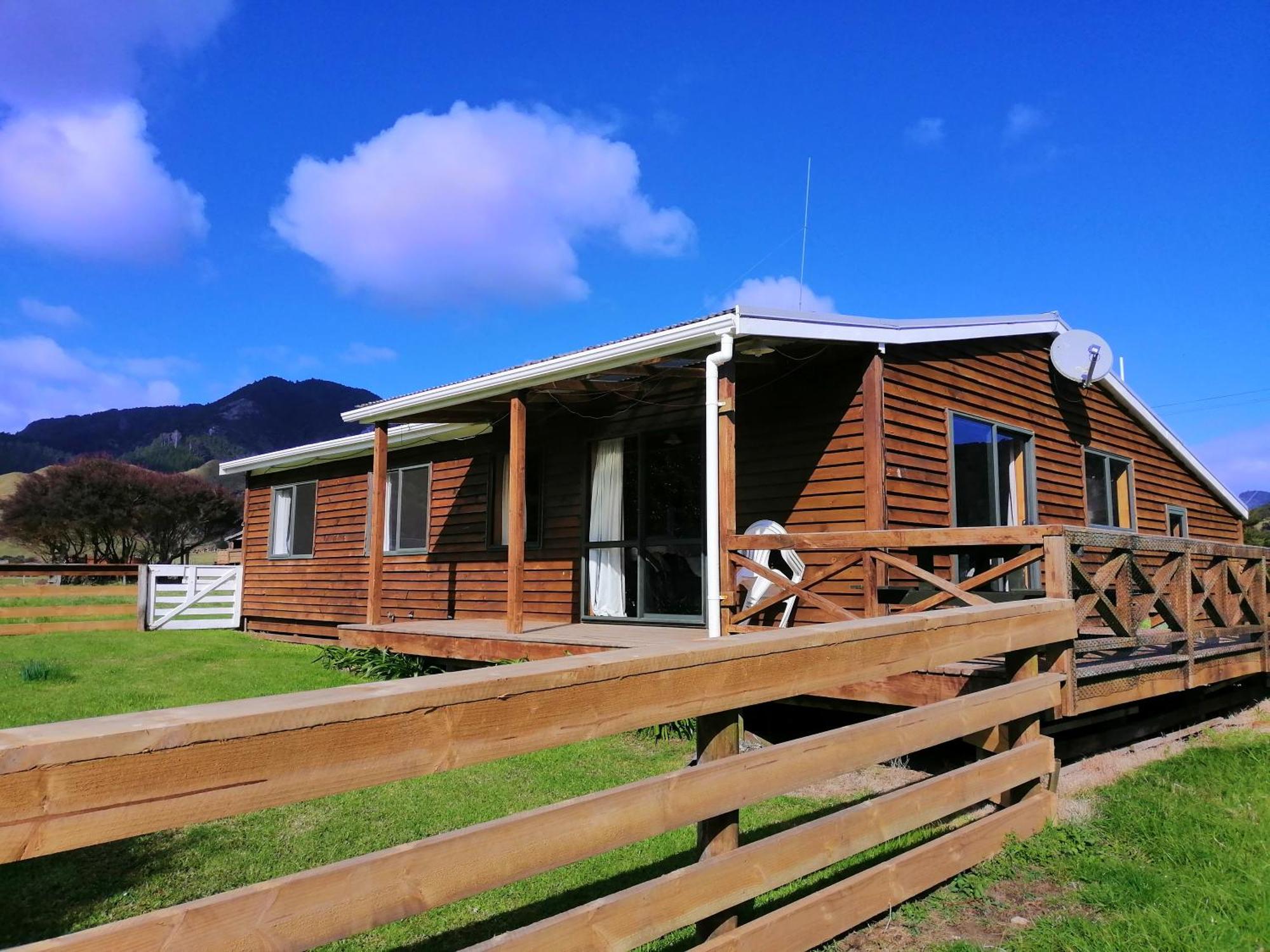 White Star Station Farm Holiday Park Coromandel Bagian luar foto